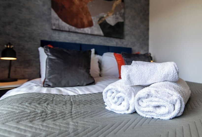 膳宿费 Bramcote House