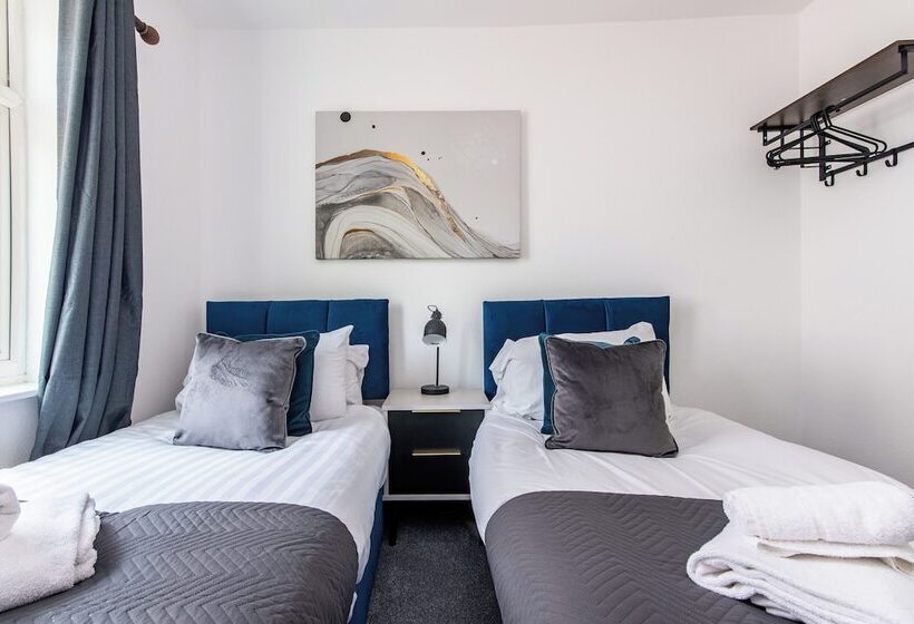 膳宿费 Bramcote House