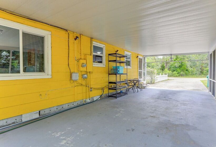 Pet Friendly Port Charlotte Home: 6 Mi To Beach!