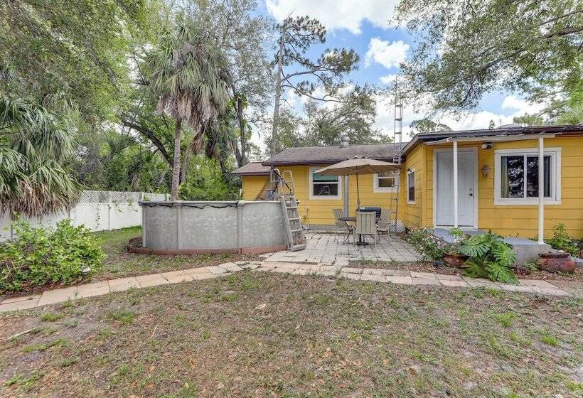 Pet Friendly Port Charlotte Home: 6 Mi To Beach!