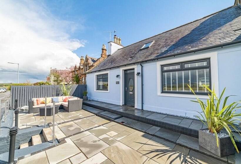 Riverside Retreat In Dumfries