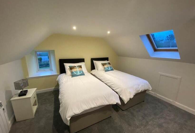 Riverside Retreat In Dumfries