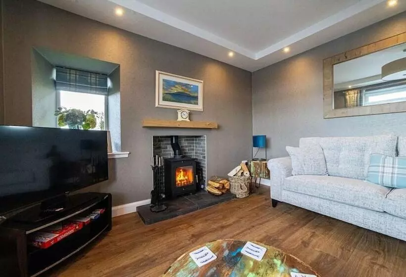 Riverside Retreat In Dumfries