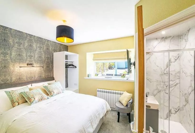 Riverside Retreat In Dumfries