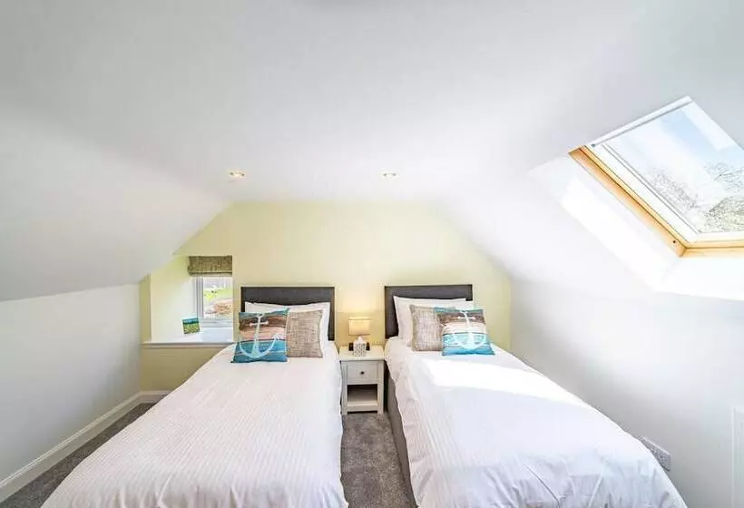 Riverside Retreat In Dumfries