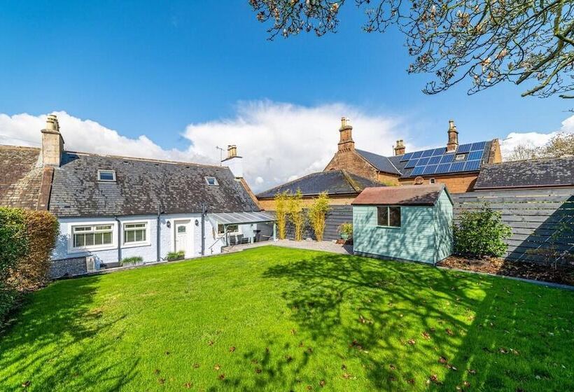 Riverside Retreat In Dumfries