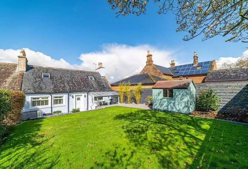 Riverside Retreat In Dumfries