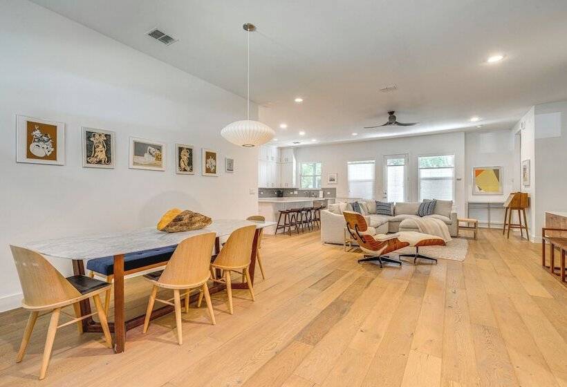 Spacious Austin Home: Near S Congress & Downtown!