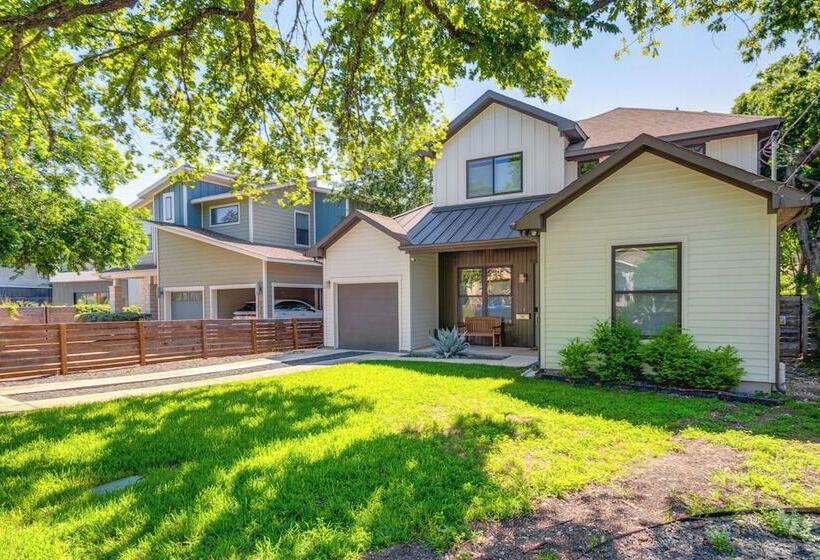 Spacious Austin Home: Near S Congress & Downtown!