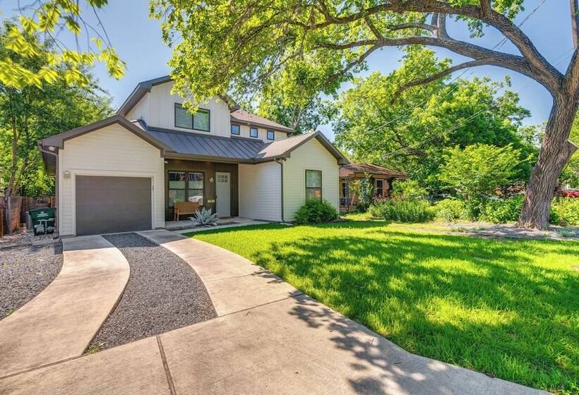 Spacious Austin Home: Near S Congress & Downtown!