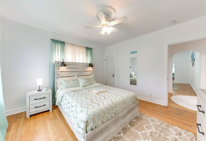 Spacious St Louis Retreat: 8 Mi To Downtown!