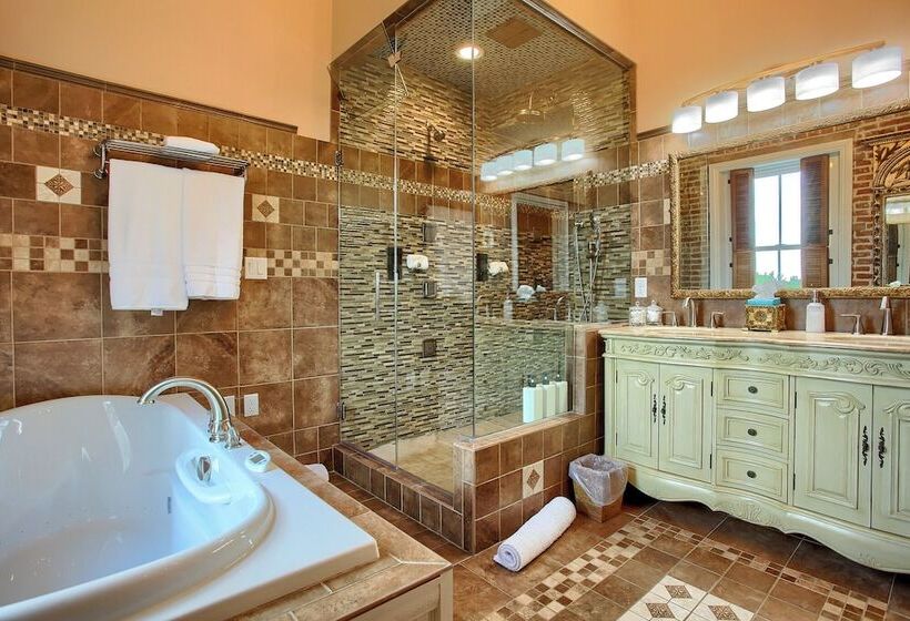 Stuart Manor Bed And Breakfast