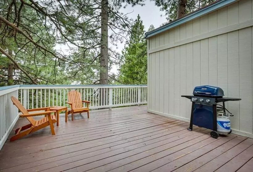 The Abby Cabin: Restful Running Springs Retreat!