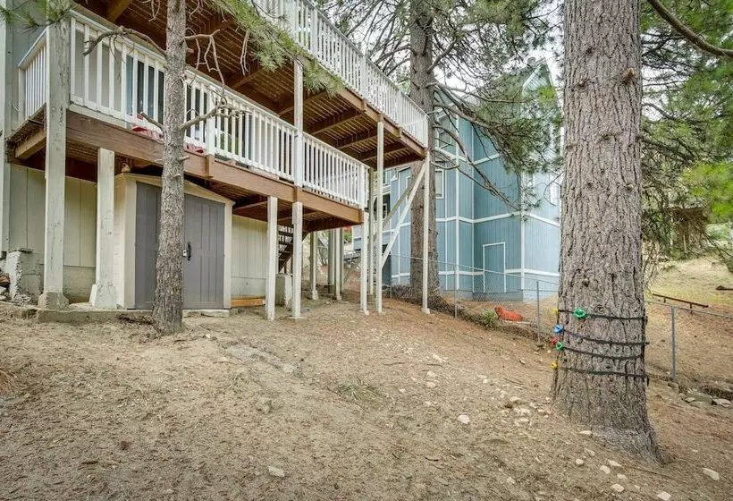 The Abby Cabin: Restful Running Springs Retreat!