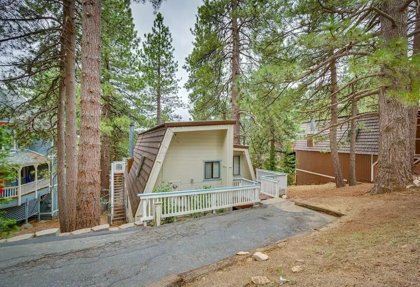 The Abby Cabin: Restful Running Springs Retreat!