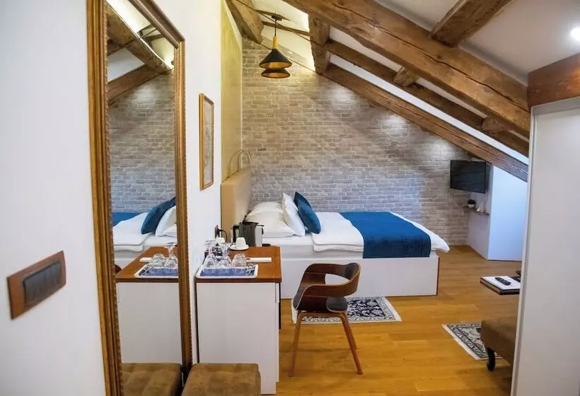 تختخواب و صبحانه Oblivion Luxury Rooms