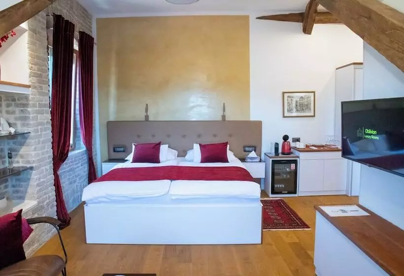 تختخواب و صبحانه Oblivion Luxury Rooms
