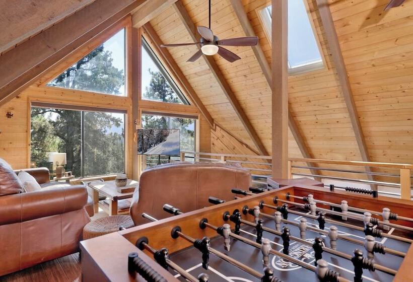 Chimney Peak Chalet #2048