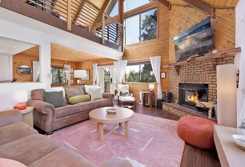 Chimney Peak Chalet #2048
