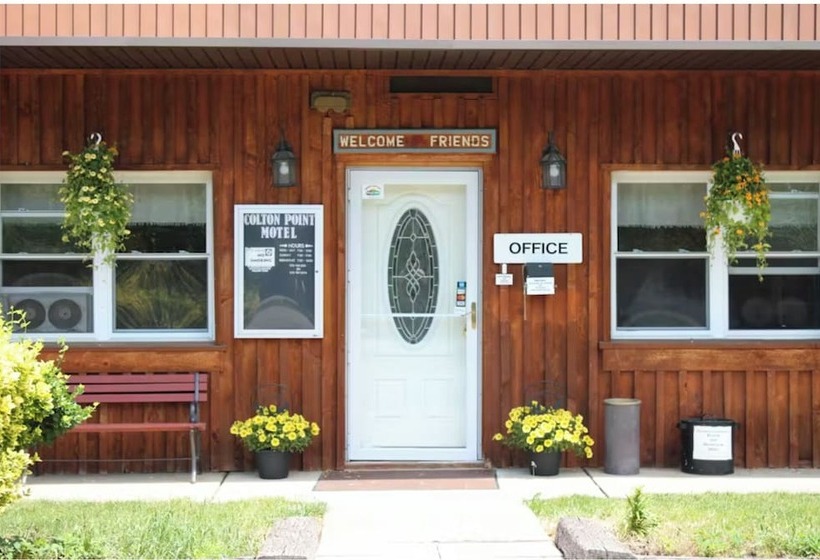 Colton Point Motel