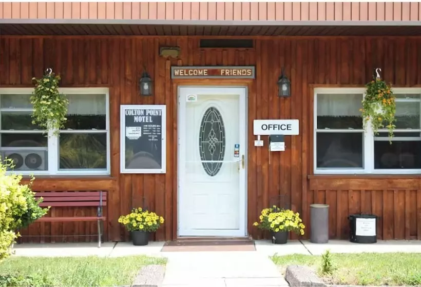 Colton Point Motel