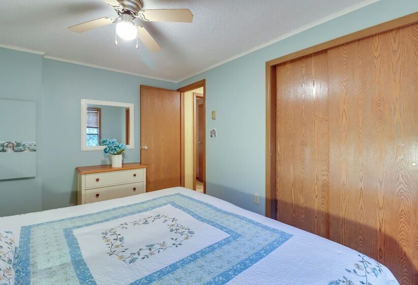 Cozy Albrightsville Home: 10 Mi To Pocono Raceway!