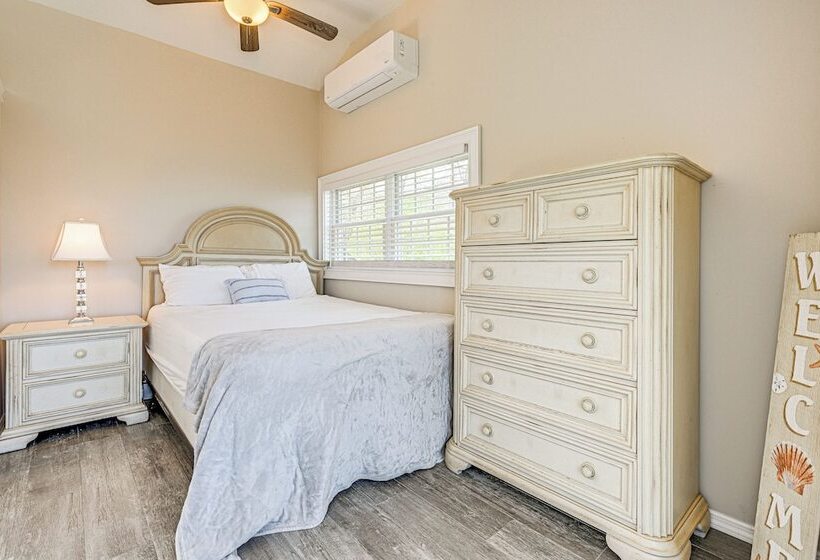 Cozy Baiting Hollow Bungalow: Views, Walk To Beach