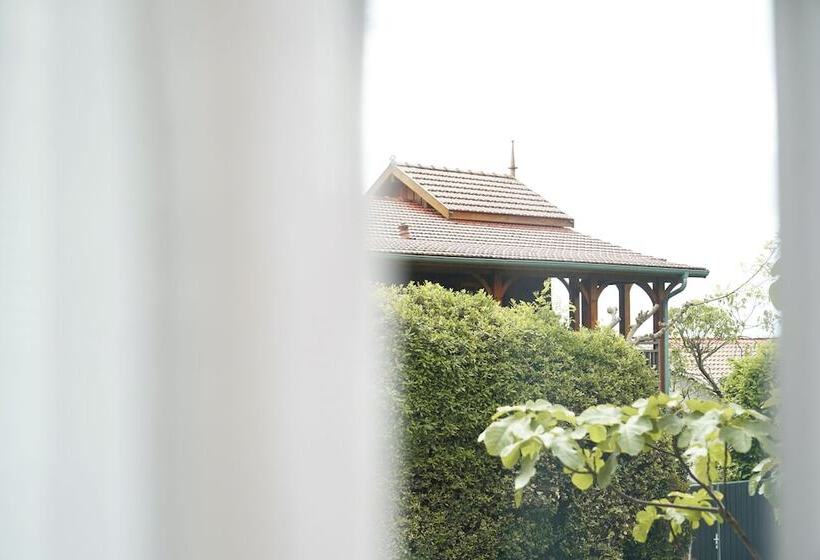 Отель Hôtel De La Plage