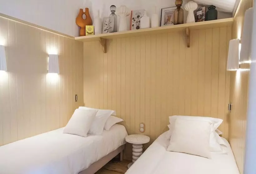 Hotelli Hôtel De La Plage