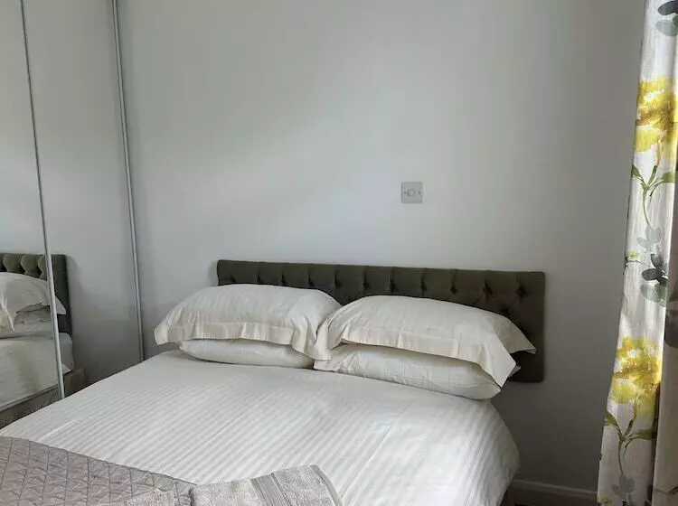 Hotelli Cozy Coastal Lodge In Hayle