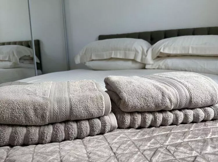 Hotelli Cozy Coastal Lodge In Hayle