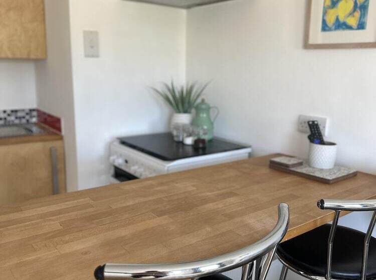 Hotelli Cozy Coastal Lodge In Hayle