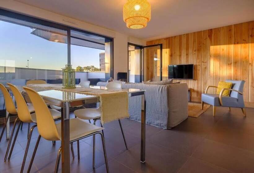 Отель Les Suites Du Ferret