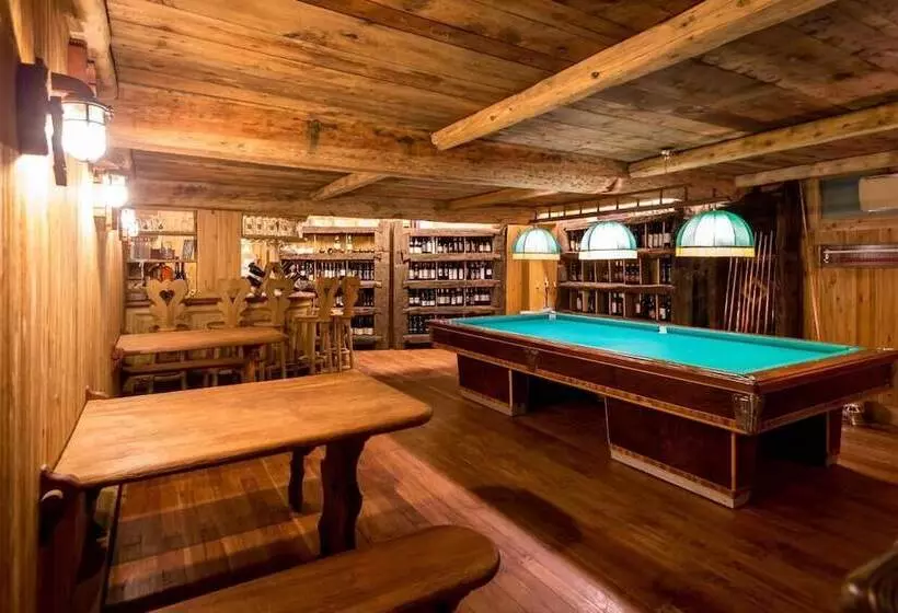 هتل Lyshaus Di Gressoney Saint Jean