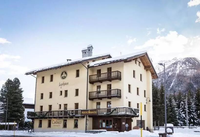هتل Lyshaus Di Gressoney Saint Jean