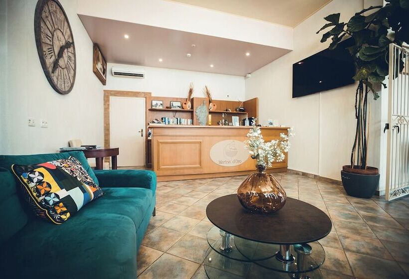 Отель Marina D Oro