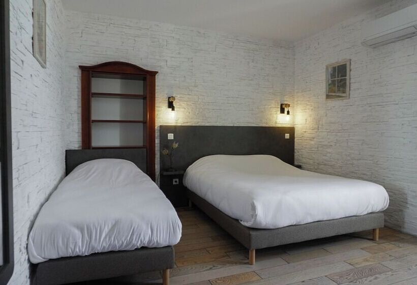 Отель Marina D Oro