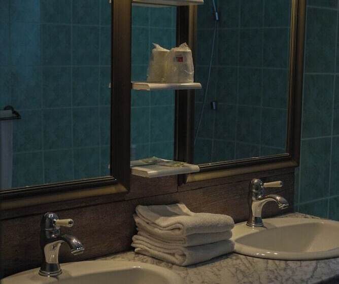 Отель Marina D Oro