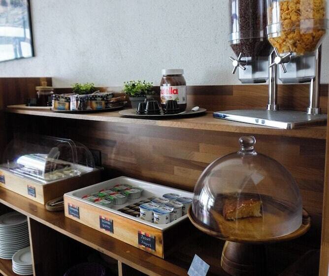 Отель Marina D Oro