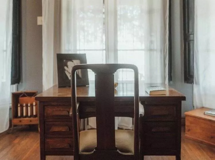 田舎風ホテル Estancia La Violeta