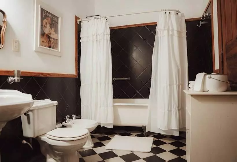 田舎風ホテル Estancia La Violeta