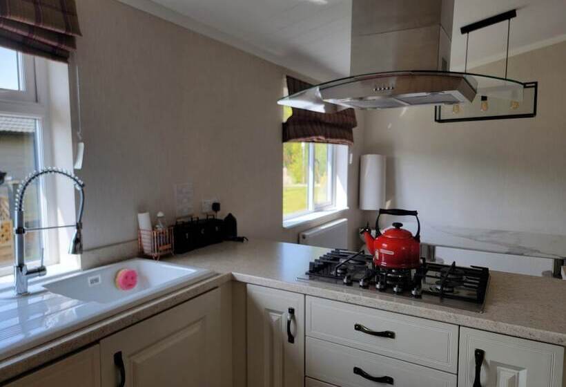 ホテル Stunning Luxury 2 Bed Lodge In Routh With Hot Tub