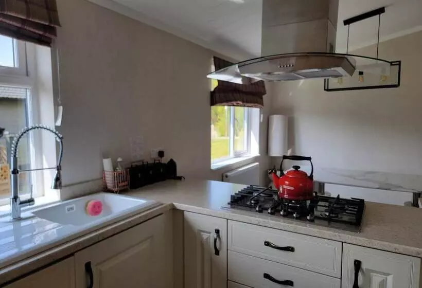 ホテル Stunning Luxury 2 Bed Lodge In Routh With Hot Tub