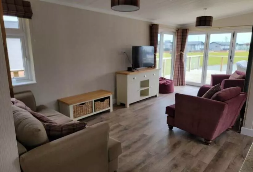 ホテル Stunning Luxury 2 Bed Lodge In Routh With Hot Tub