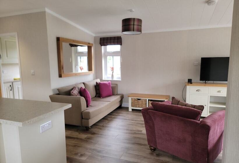 ホテル Stunning Luxury 2 Bed Lodge In Routh With Hot Tub