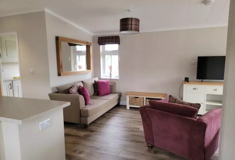 ホテル Stunning Luxury 2 Bed Lodge In Routh With Hot Tub