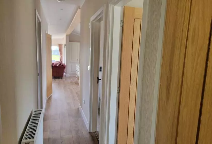 ホテル Stunning Luxury 2 Bed Lodge In Routh With Hot Tub