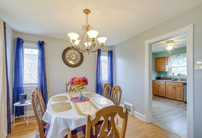 Inviting Vacation Home: 2 Mi To Mill Creek Falls!