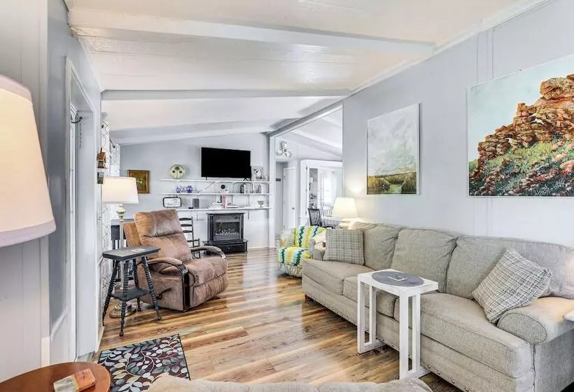 Lake Marion Home: Kayaks, Dock, Waterfront Fun!