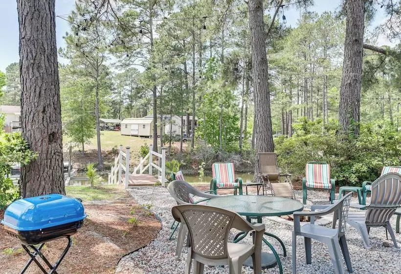 Lake Marion Home: Kayaks, Dock, Waterfront Fun!